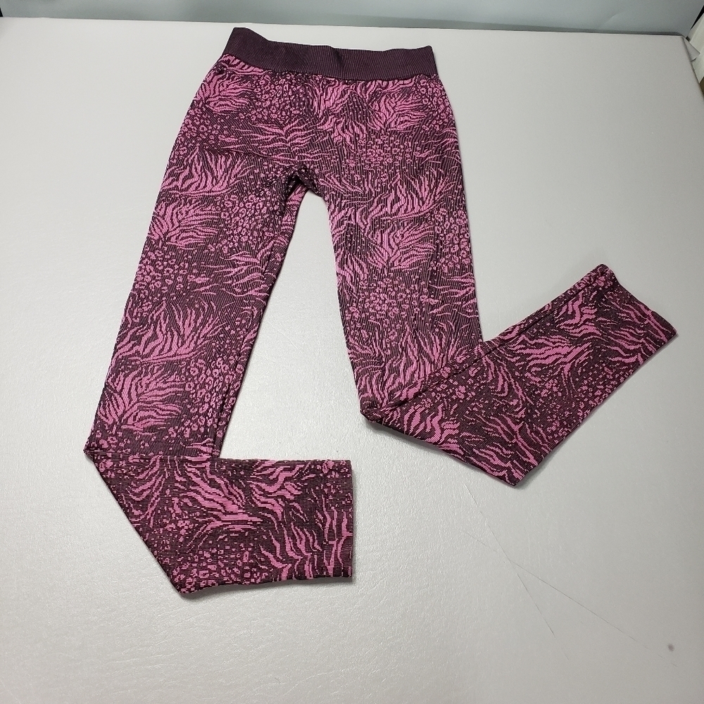 no boundaries pink leggings women's size small/medium